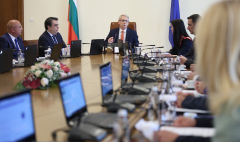 Правителството ще разгледа актуализацията на бюджета - 1