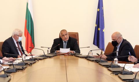 Министерският съвет: България се справя с COVID-19 изключително добре - 1