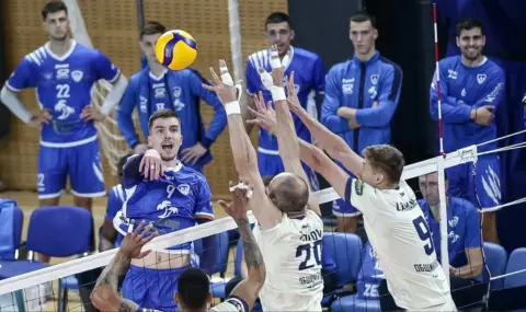  Левски отстъпи на ПАОК на волейболен турнир в Гърция - 1
