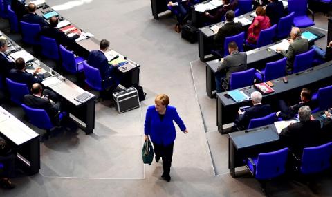 Всички гледат Меркел за постигане на съгласие в Евросъюза  - 1