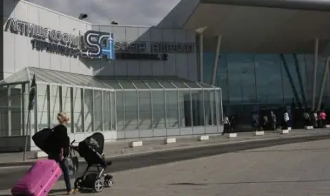 Заради ремонт: Реорганизират движението пред Терминал 1 на Летище София - 1