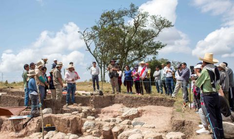 Откриха необичайно голяма гробница на 3000 години на висш жрец в Перу (ВИДЕО) - 1