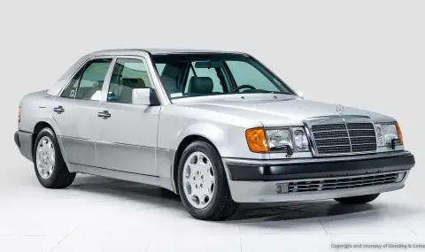 Продадоха тази сребриста 124-ка за над четвърт милион евро - 1