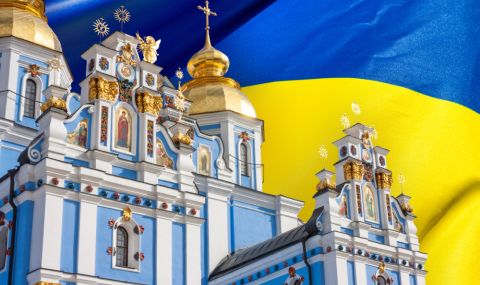 Украинската православна църква вече ще празнува Коледа на 25 декември - 1