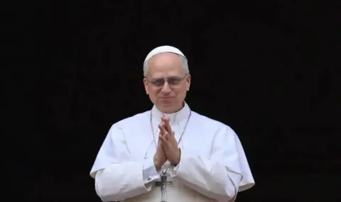 Pope Leo XIV changes Vatican rhythm after surgery - 1