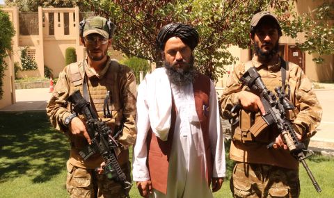 Талибаните нападнаха скривалище на "Ислямска държава" - 1