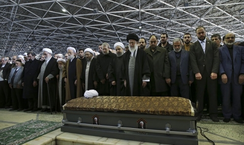 Иран се сбогува с президента Рафсанджани - 1