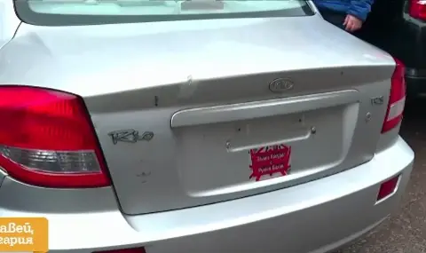 Мъж спа под колата си, за да дебне крадец на номера - 1