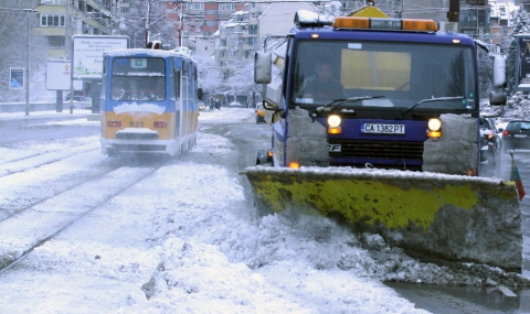 Санкционират снегопочистващи фирми в София - 1