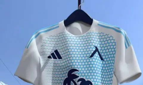 Левски ще излезе с нов бял екип срещу Септември София – феновете избраха дизайна (ВИДЕО) - 1