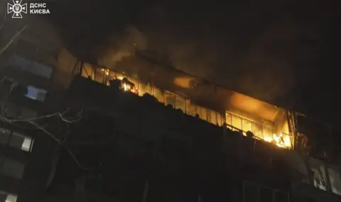 Russia attacks Kiev, several residential buildings damaged  - 1
