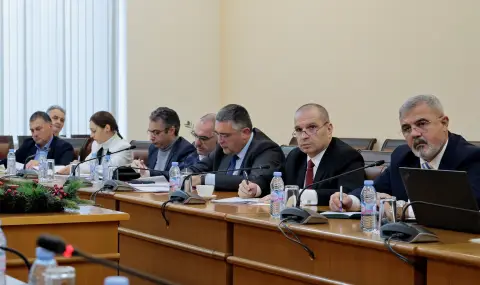 Karadjov: The Public Transport Law will be further developed with the contribution of municipalities, carriers and consumer organizations  - 1