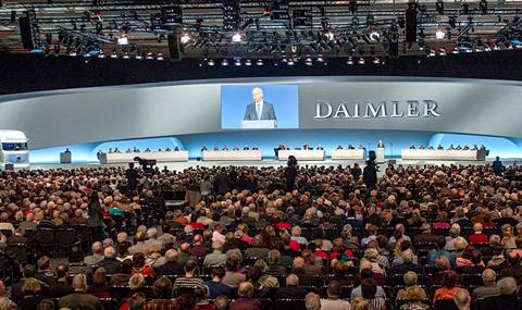 Акционер на Daimler поиска да ходи гол на общото събрание - 1