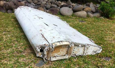 100%: отломките са от изчезналия Boeing - 1
