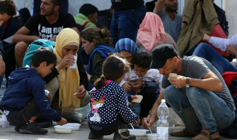 Унгария може да обяви извънредно положение заради бежанците - 1