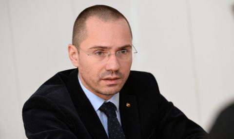 Ангел Джамбазки: МВР не пази българските полицаи - 1