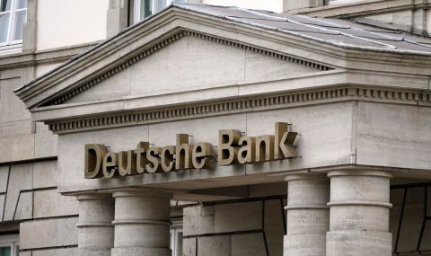 Претърсват Deutsche Bank по сигнал за пране на пари - 1