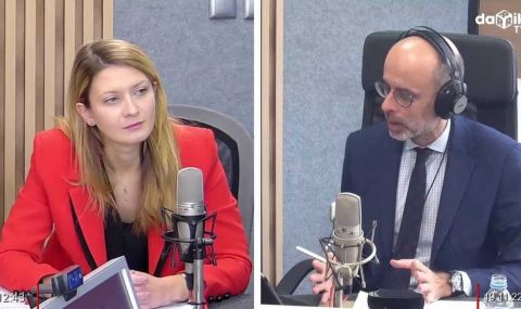 Цветелина Пенкова: Вероятно вътрешнополитическата нестабилност оказва влияние срещу влизането ни в Шенген - 1