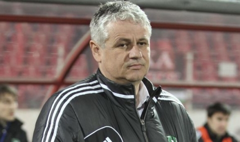 Стойчо Стоев преговаря с гръцки тим - 1