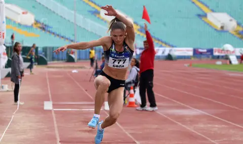 Gabriela Petrova became the champion in the triple jump with an equal record for the season - 1