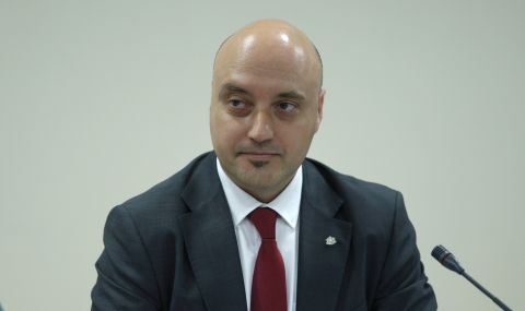 Атанас Славов: Процедурата по новия механизъм за разследване на главния прокурор не може да спре - 1