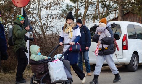 20 хиляди цивилни напуснаха Мариупол - 1