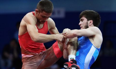 Георги Вангелов ще спори за бронза на Олимпиадата - 1