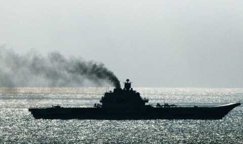 Британски изтребители прелетяха близо до руската флотилия - 1
