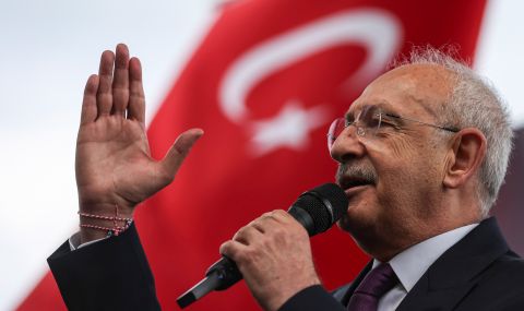 Въоръжено нападение срещу основната опозиционна турска партия - 1