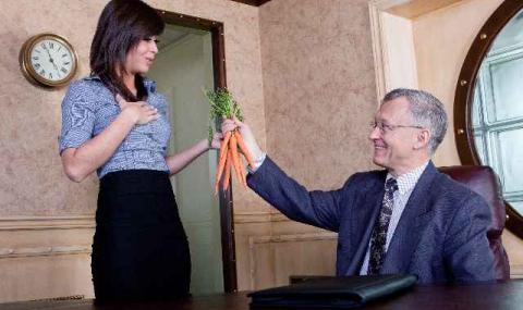 Мотивацията с моркови и тояги вече не е ефективна (ВИДЕО) - 1
