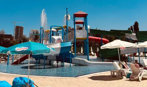 Плаж в центъра на София – открий лятото в аквапарк „Възраждане“ - 1
