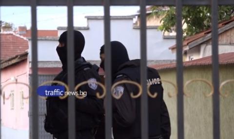 Полицията блокира Левски, задържаха известен бандит - 1