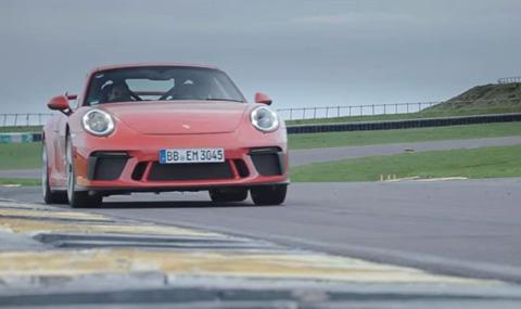 Колко бързо е новото Porsche GT3 - 1