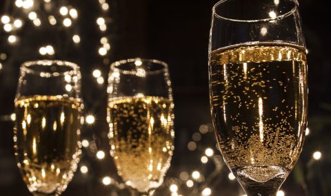 Цена на бутилка шампанско стигна до съда - 1