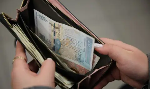 Инфлацията изяде доходите на над 2 милиона българи - 1