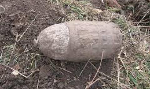 Откриха военен снаряд на пътя Ловеч-Севлиево - 1