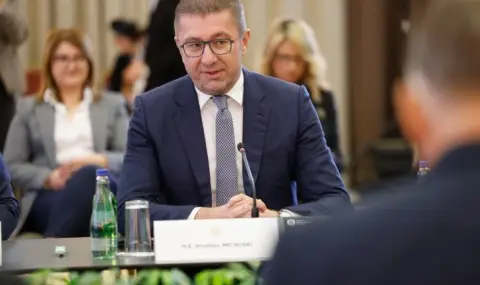 Mickoski requests meeting with Bulgarian PM on North Macedonia's EU integration  - 1