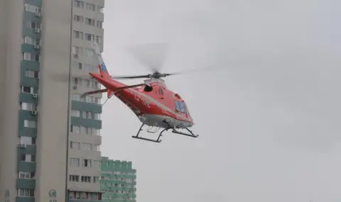 Транспортират със санитарен самолет до Израел 17-годишния младеж, пострадал на атракцион край Ахелой - 1