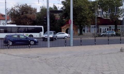 Обратен завой на най-оживения булевард в Пловдив - 1