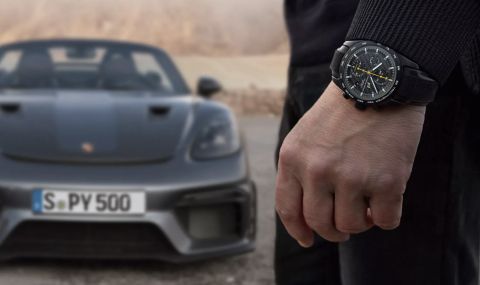 Новото Porsche 718 Spyder RS върви в комплект със стилен часовник, но само срещу доплащане - 1