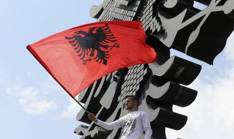 Белград: Атакуват ни с Велика Албания - 1