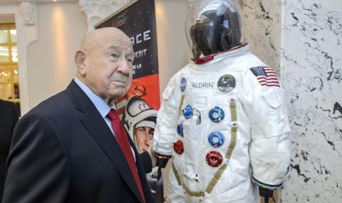 Отиде си легендарен руски космонавт (СНИМКИ) - 1