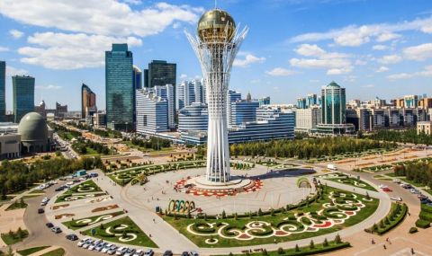 Казахстан отбелязва Деня на републиката - 1