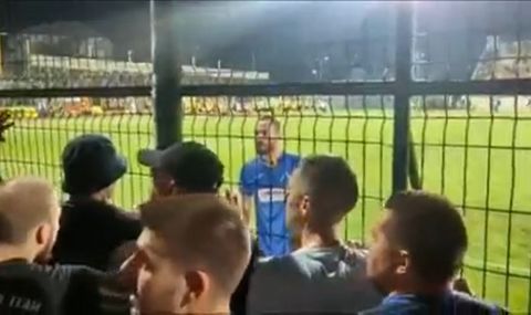 В Левски: докаран до истерия футболист сяда на пейката на "сините" - 1