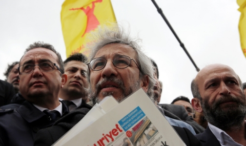 Отложиха делото срещу двамата турски журналисти от Джумхуриет - 1