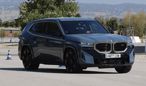 BMW XM не очарова на „лосовия тест“ (ВИДЕО) - 1