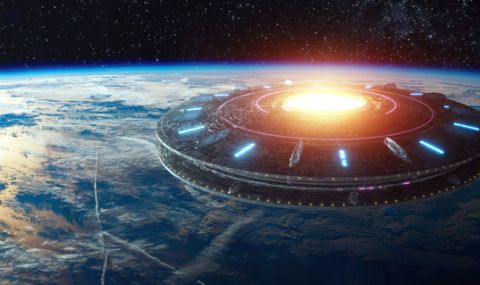 Пентагонът: Извънземен кораб-майка може да се „спотайва“ в нашата Слънчева система - 1