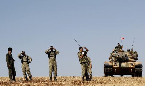 Анкара: Изпращаме военни експерти в Либия - 1