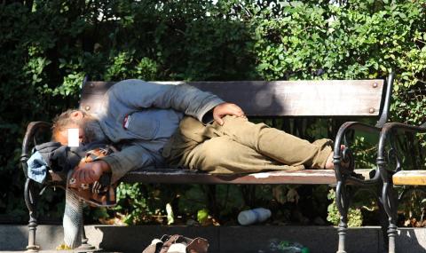 В Бургас идентифицират бездомниците - 1