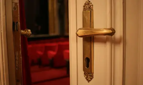 90 събития в 11 български града за 13-тата Нощ на театрите тази събота - 1